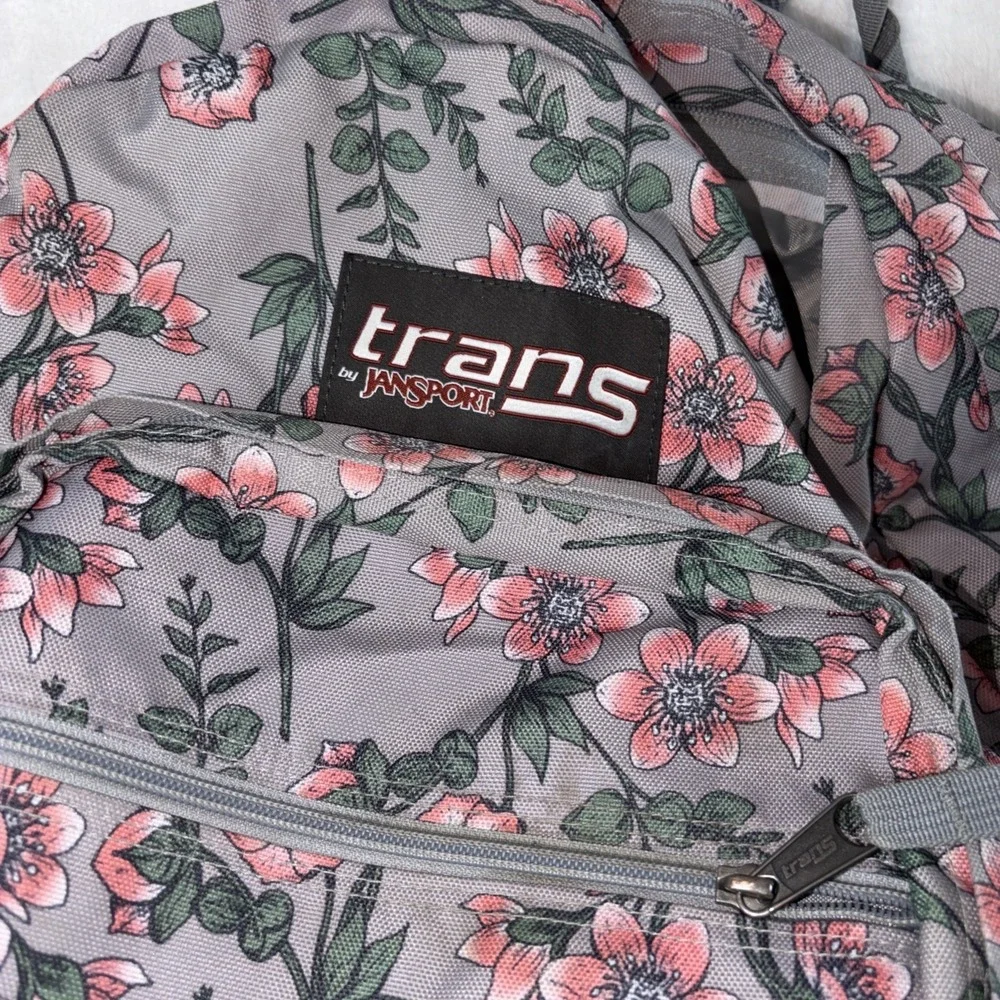 JanSport Supermax laptop backpack Gray Pink Floral Vintage-style everyday use‎